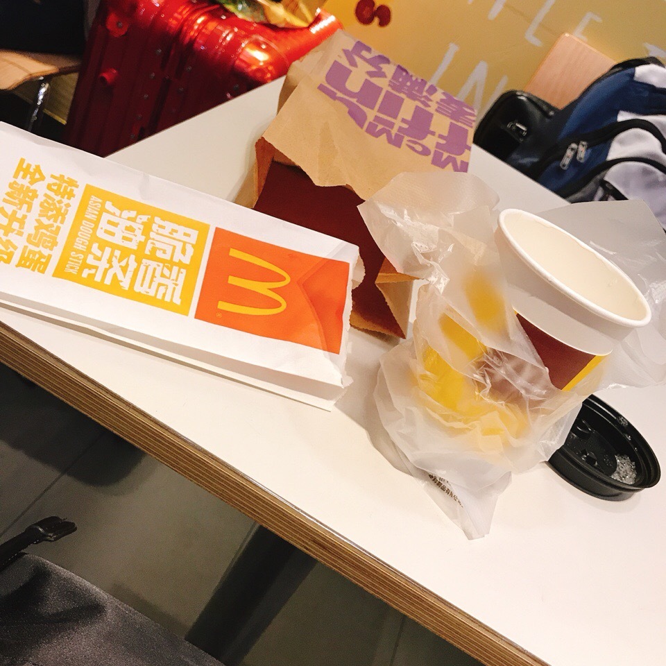 麦当劳过夜会不会赶麦当劳过夜会不会赶人？一夜的思考与体验分享